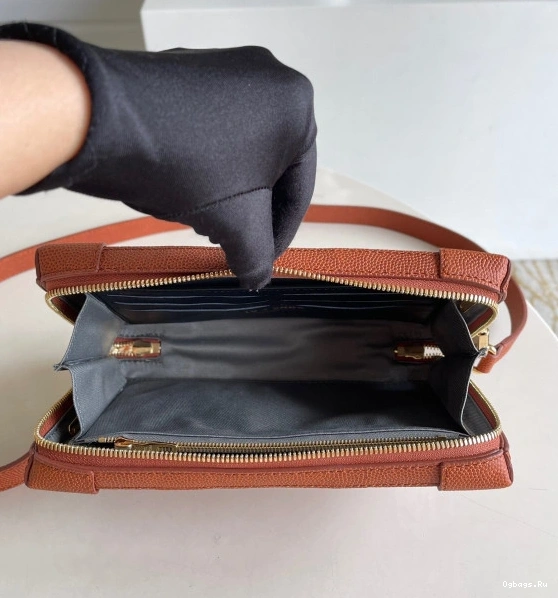 VUITTON TRUNK SOFT LOUIS LVXNBA WEARABLE WALLET 0312